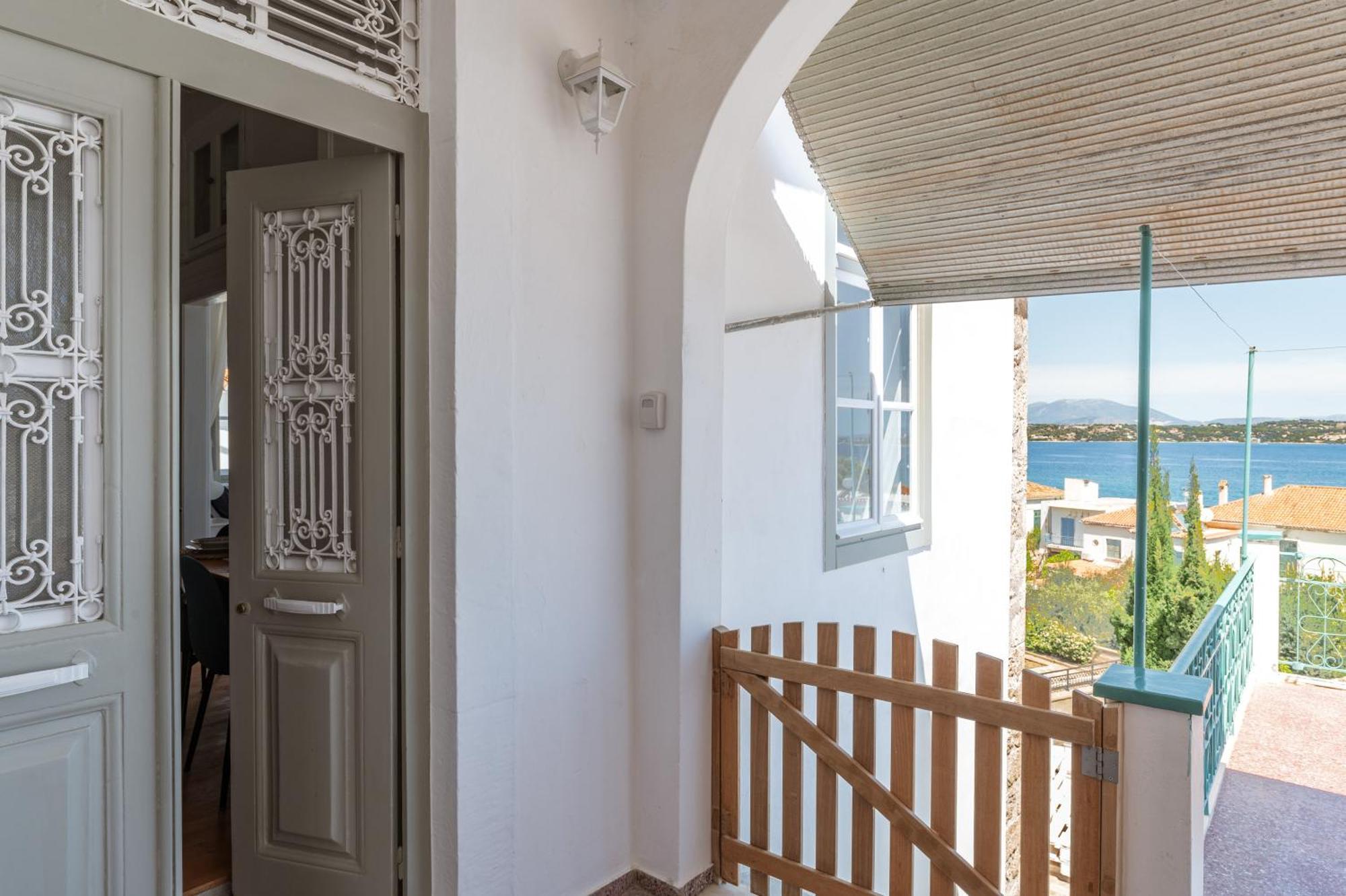 Martha'S House Apartment Spetses Town Luaran gambar