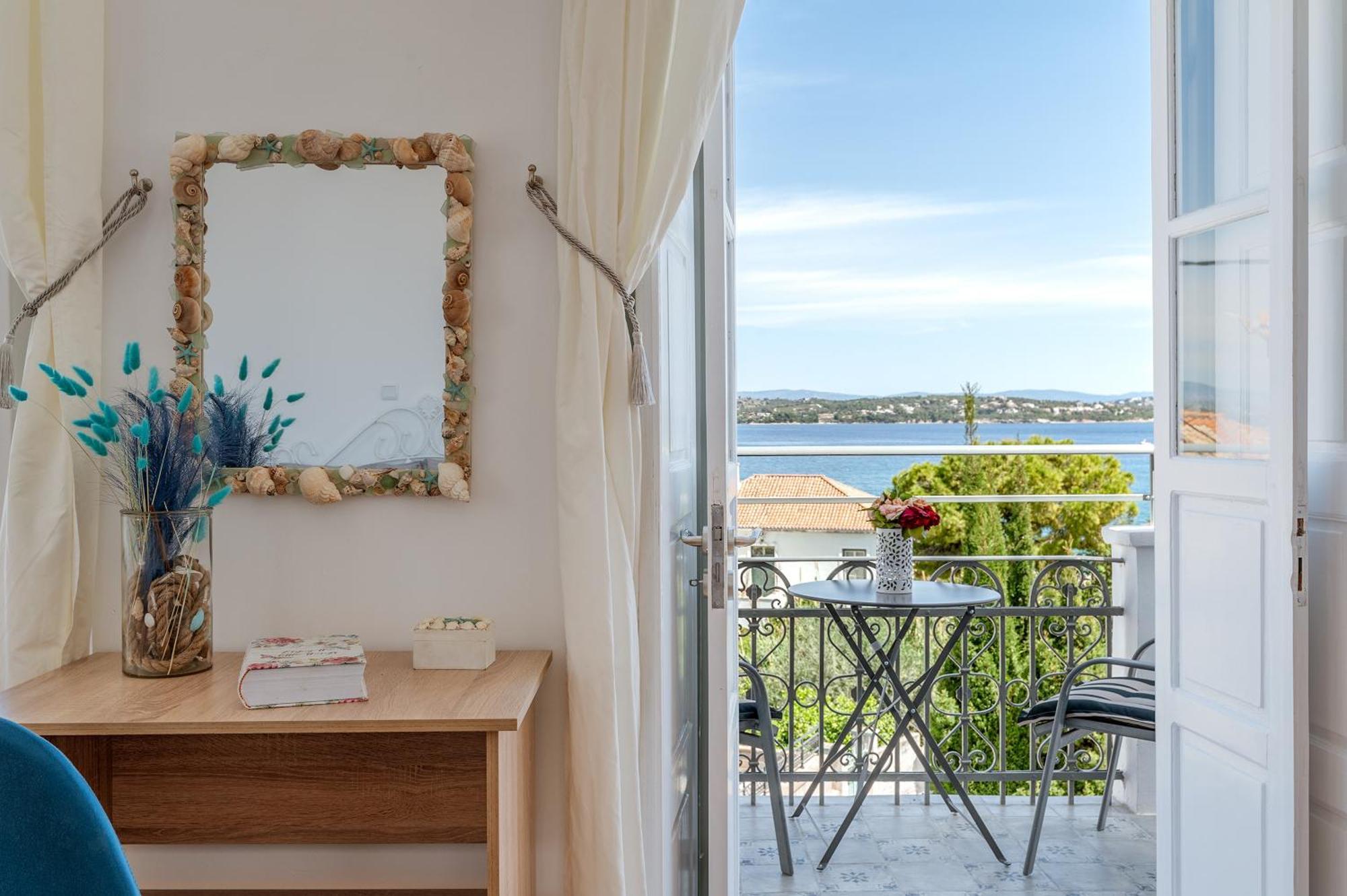 Martha'S House Apartment Spetses Town Luaran gambar